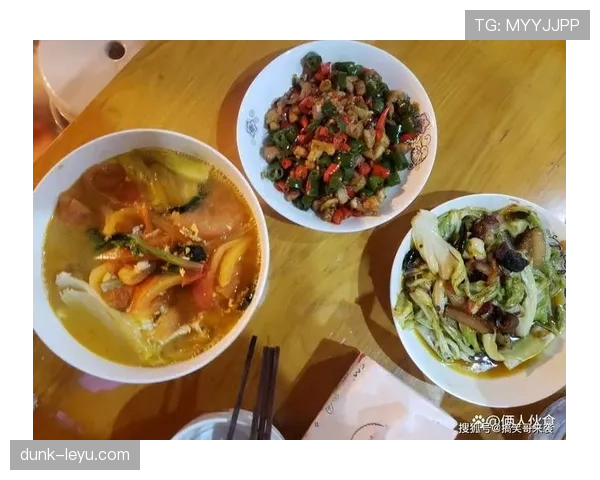 迪巴拉训练完回家还要给老婆做饭？